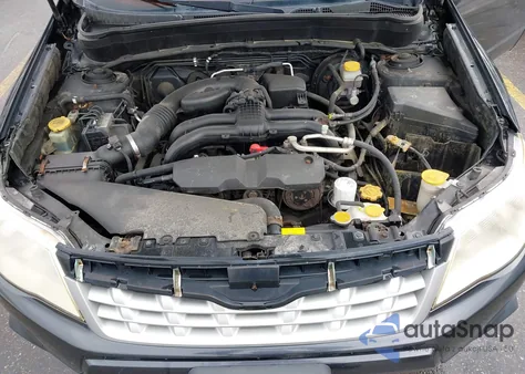 2011 Subaru Forester 2.5X Limited из США, поврежденный, VIN JF2SHAEC6BH744282